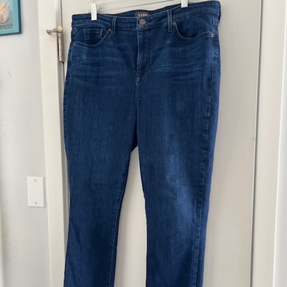 NYDJ  JEANS Alina Legging Lightly used, SZ 16
